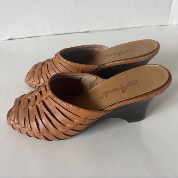 Annie Womens Open Toe Tan Leather Wedge Sandals Style 15041 Size 7 Narrow - Picture 4 of 6